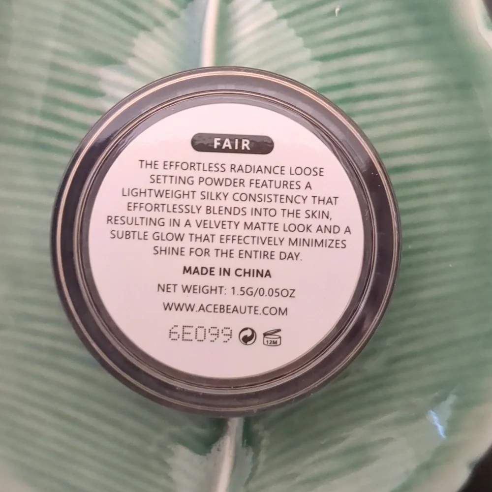 Effortless Radiance Loose Setting Powder